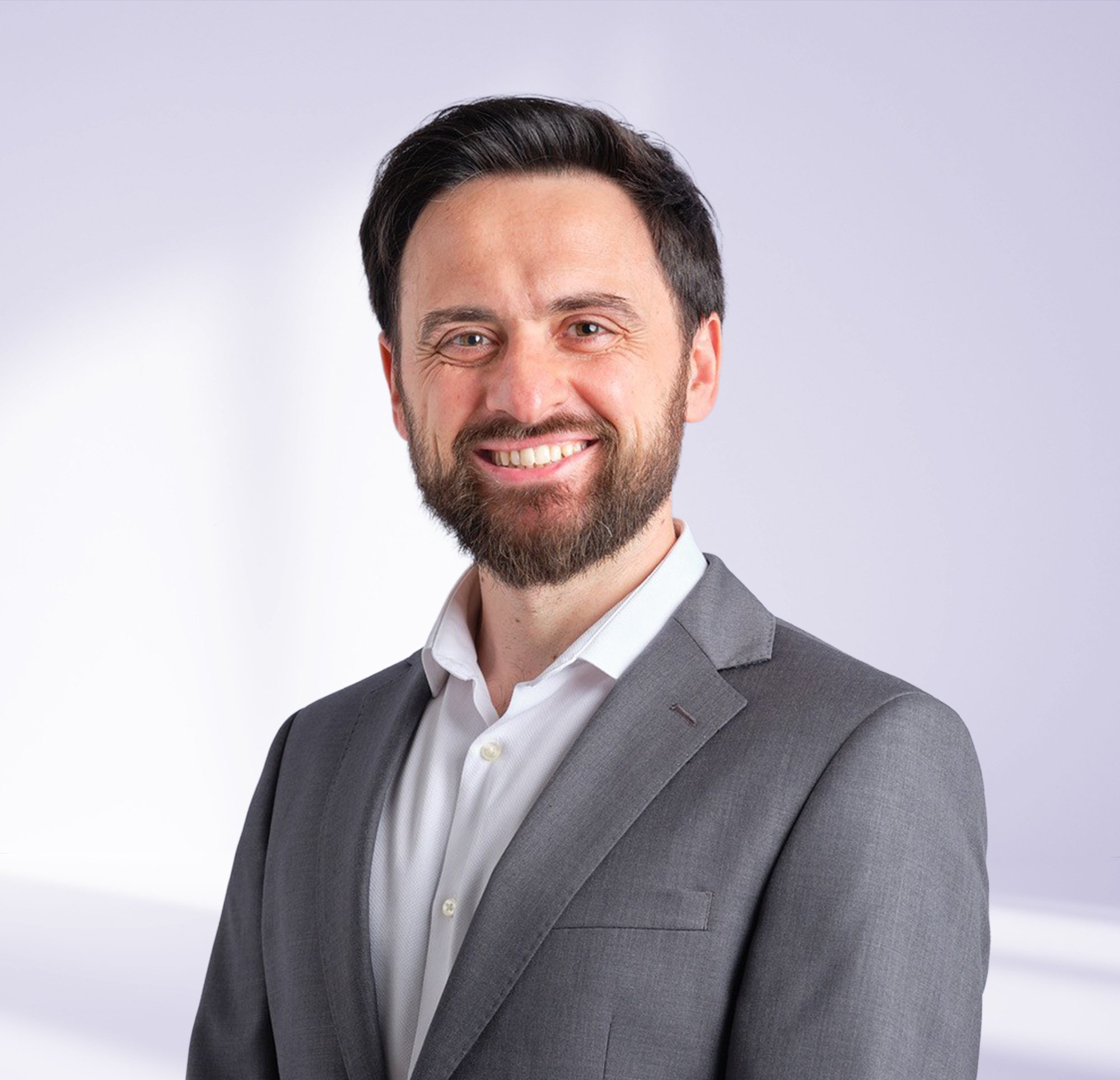 bio-headshot-Mattia